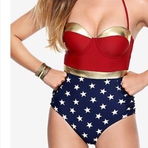 DC Comics Wonder Woman Retro Swimsuit Hot Topic L